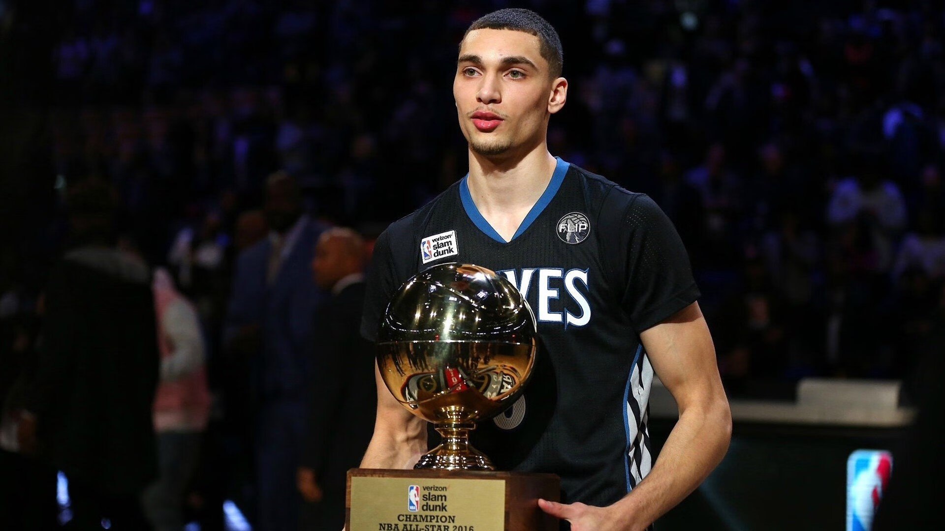 “彼得森助力南非羚羊队稳守阵地,攻守兼备”